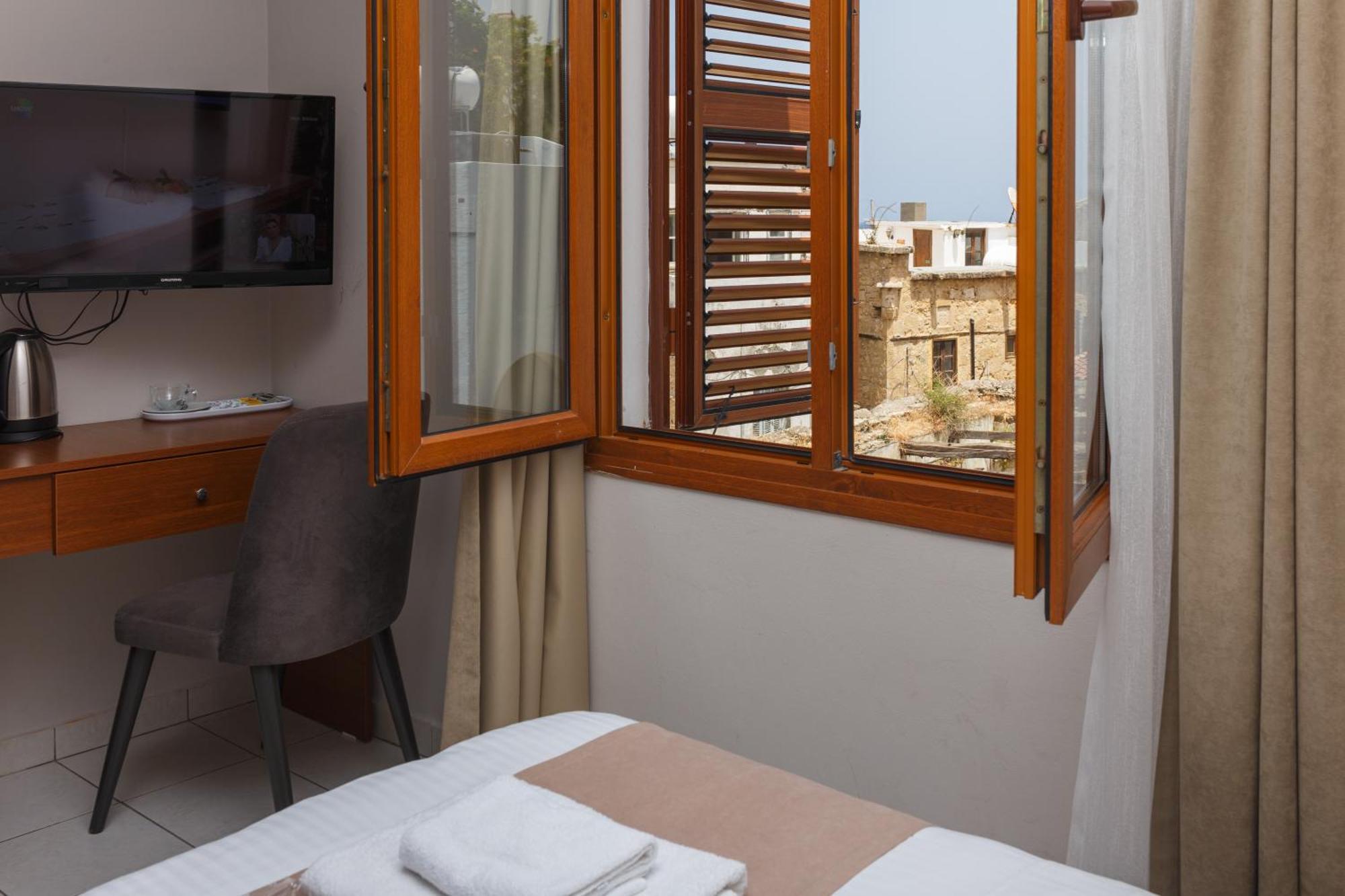 Best Kyrenia Hostel Zewnętrze zdjęcie